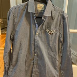 Men’s Blue Pattern Button Up